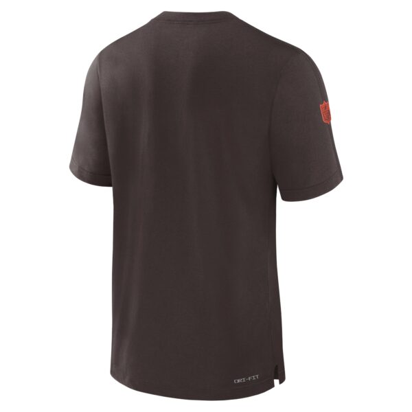 Men's Nike Brown Cleveland Browns Sideline Player Performance T-Shirt - Image 3
