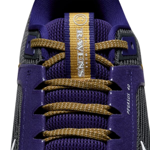 Unisex Nike  Anthracite Baltimore Ravens Zoom Pegasus 40 Running Shoe - Image 9
