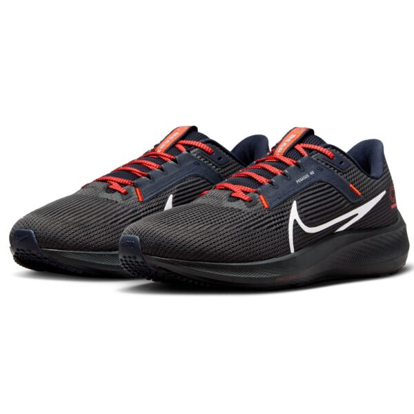 Unisex Nike  Anthracite Chicago Bears Zoom Pegasus 40 Running Shoe - Image 3