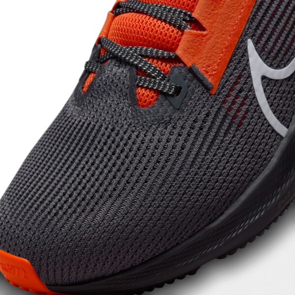Unisex Nike  Anthracite Cincinnati Bengals Zoom Pegasus 40 Running Shoe - Image 7