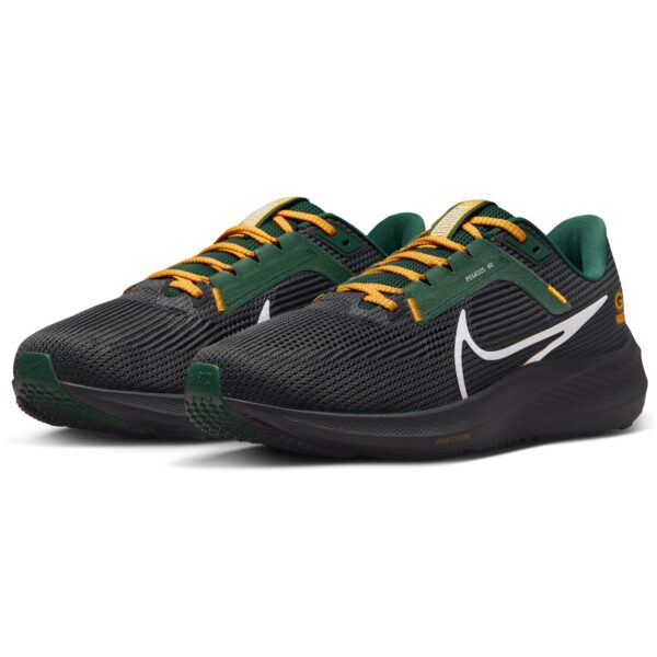 Unisex Nike  Anthracite Green Bay Packers Zoom Pegasus 40 Running Shoe - Image 3