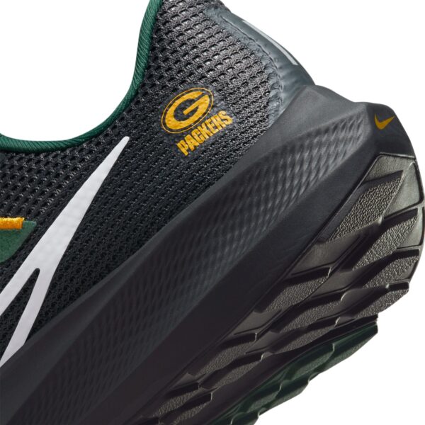 Unisex Nike  Anthracite Green Bay Packers Zoom Pegasus 40 Running Shoe - Image 8