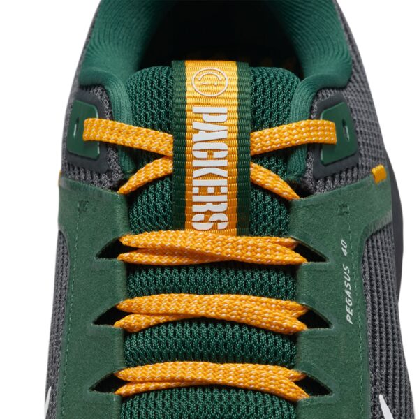 Unisex Nike  Anthracite Green Bay Packers Zoom Pegasus 40 Running Shoe - Image 9